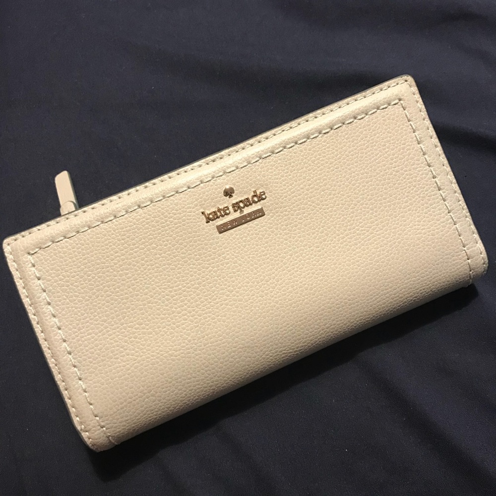 Kate Spade | Trifold Wallet